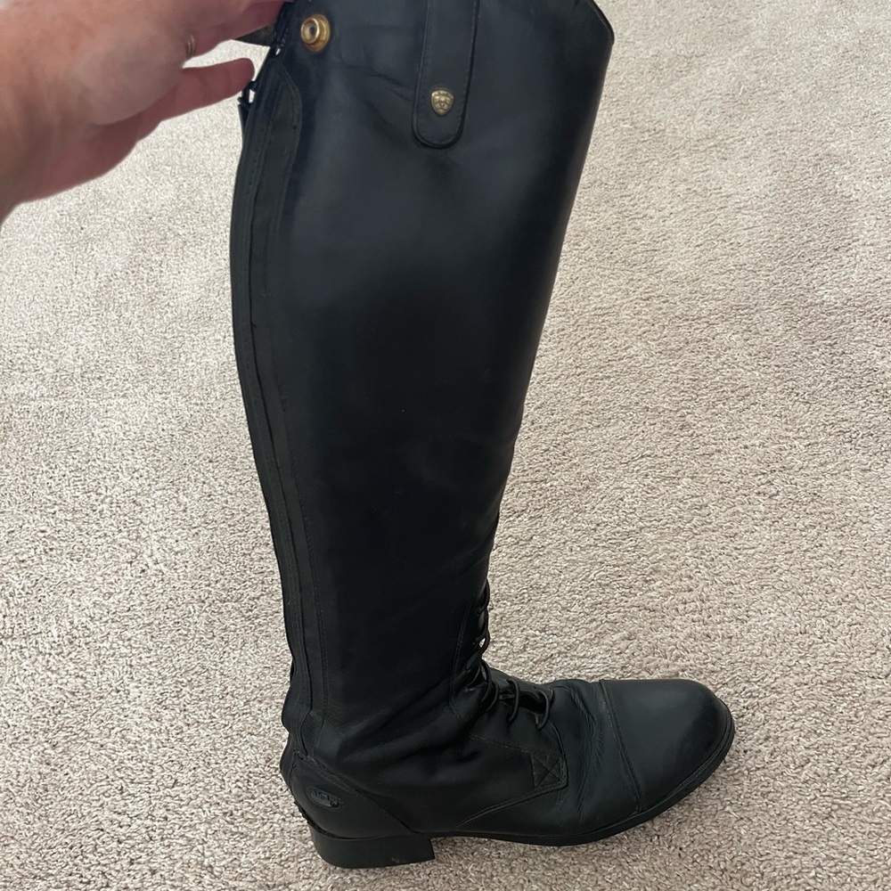 Ariat Heritage Contour field boot